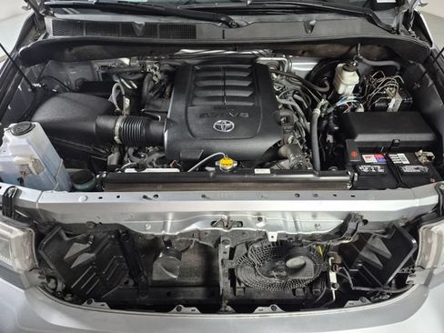 Certified 2016 Toyota Sequoia Limited AWD/4WD image 8