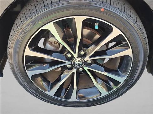 Certified 2019 Toyota Corolla SE FWD image 23