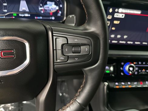 Used 2025 GMC Sierra 1500 AT4 w/ AT4 Premium Package AWD/4WD image 16