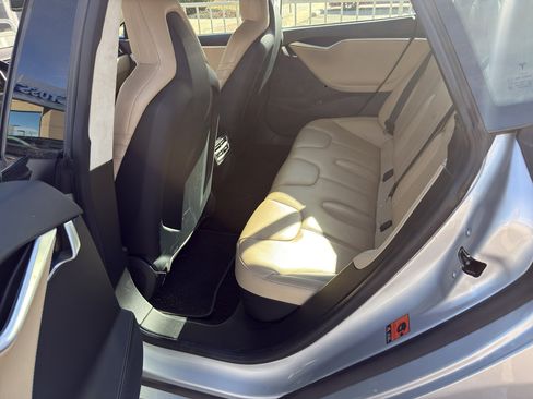 Used 2016 Tesla Model S 75D image 8