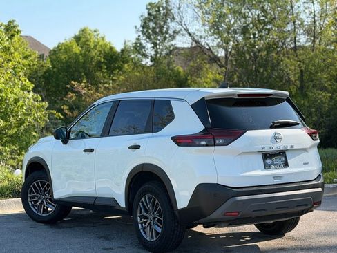 Used 2023 Nissan Rogue S AWD/4WD image 6