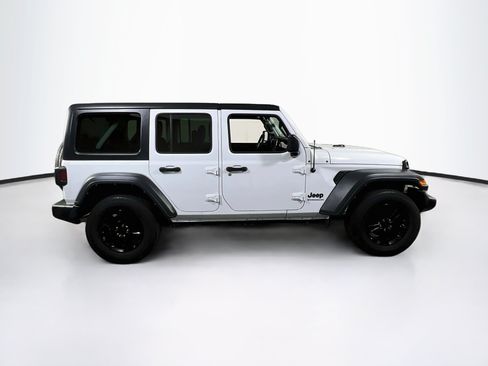 Used 2023 Jeep Wrangler Unlimited Sport AWD/4WD image 4