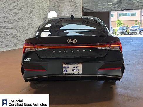 Certified 2025 Hyundai Elantra SEL FWD image 6
