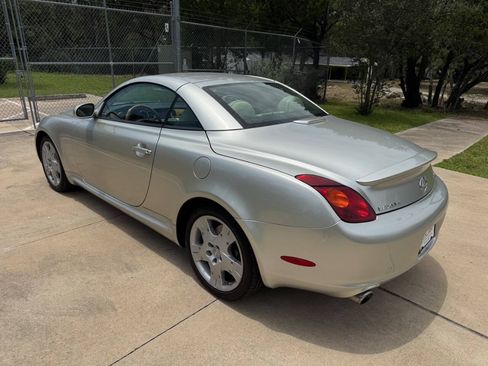 Used 2005 Lexus SC 430 Convertible RWD image 18