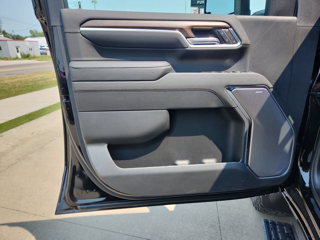 New 2026 Chevrolet Silverado 2500 High Country w/ High Country Premium Package AWD/4WD image 13
