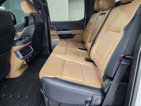 Used 2024 Ford F250 Lariat w/ Lariat Ultimate Package image 9