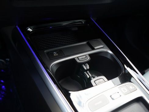 New 2026 Mercedes-Benz GLB 250 image 22