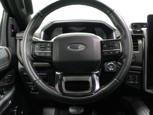 Used 2024 Ford Expedition Max Platinum AWD/4WD image 22
