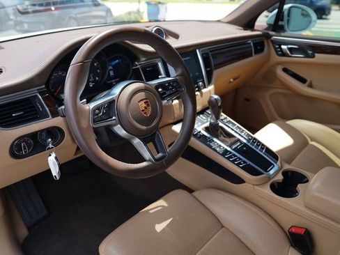 Used 2018 Porsche Macan GTS AWD/4WD image 6