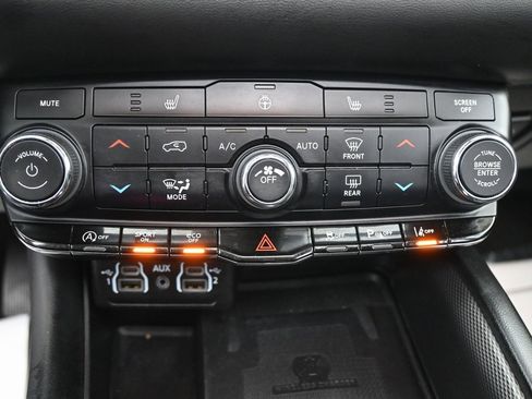 Used 2022 Dodge Durango GT image 15