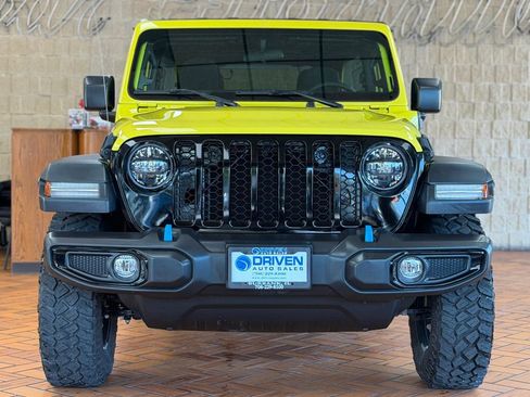 Used 2023 Jeep Wrangler Unlimited w/ Cold Weather Group AWD/4WD image 3