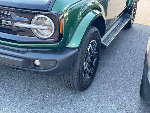 Used 2025 Ford Bronco Outer Banks AWD/4WD image 5