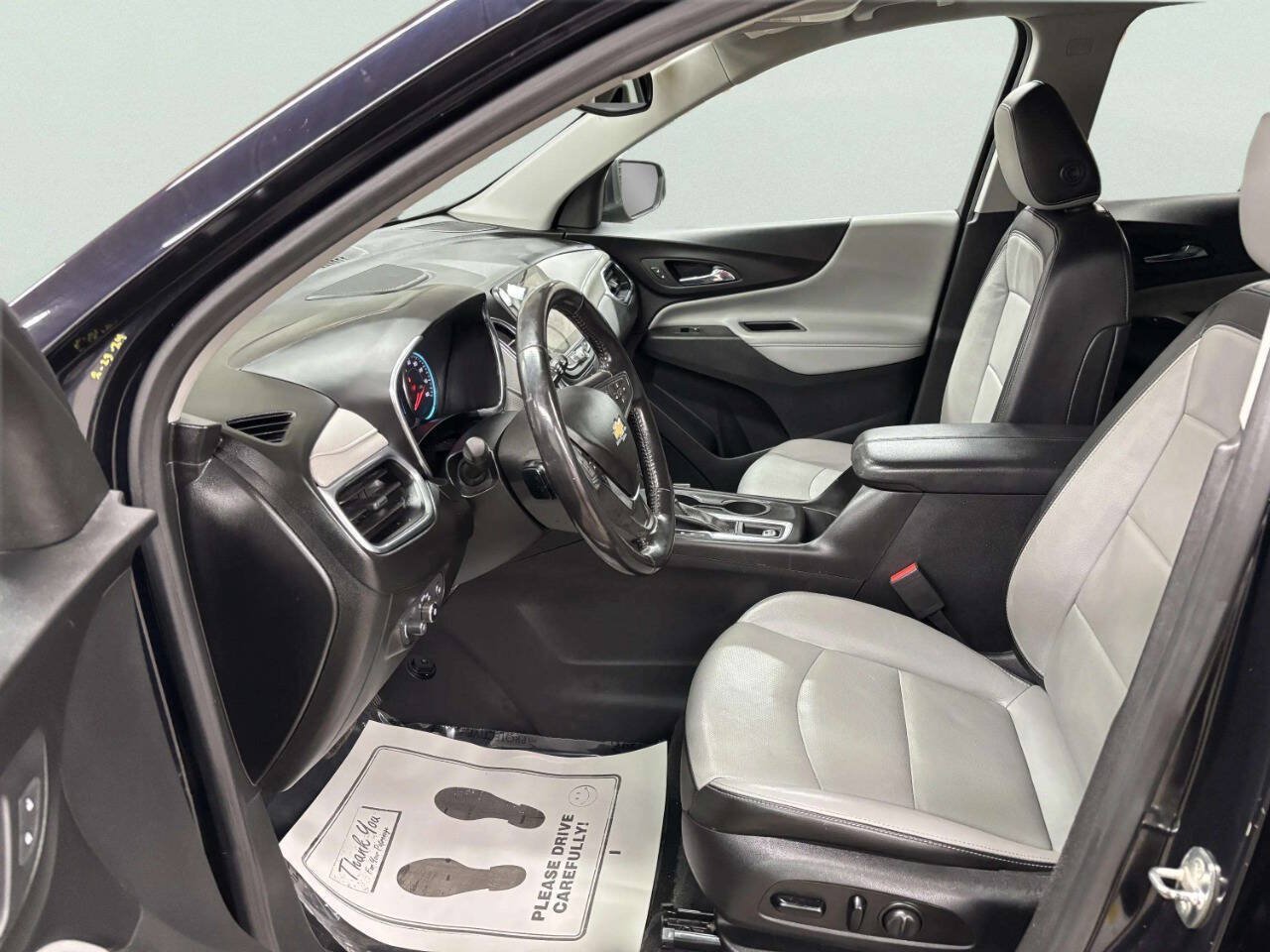 Used 2020 Chevrolet Equinox Premier AWD/4WD image 16