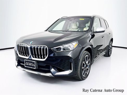 Certified 2023 BMW X1 xDrive28i w/ Convenience Package AWD/4WD image 3