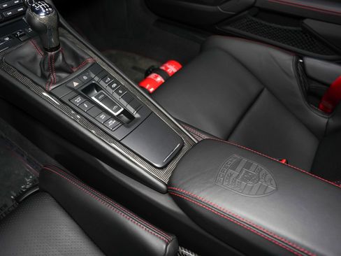 Used 2019 Porsche 911 Speedster RWD image 42