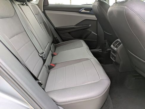 Used 2024 Volkswagen Taos SE image 24