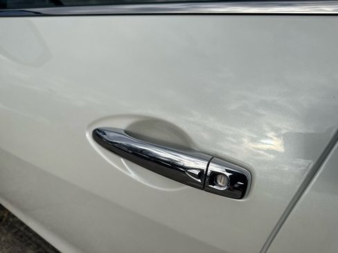 Used 2018 Nissan Maxima 3.5 SL image 18