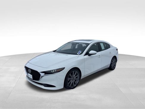 Used 2019 MAZDA MAZDA3 Sedan w/ Premium Package image 3