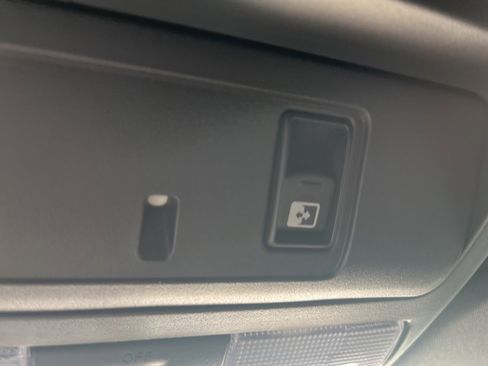 Used 2020 Nissan Titan PRO-4X w/ Pro-4x Utility Package image 21