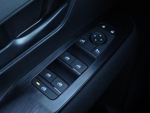 New 2026 Nissan Kicks S image 18