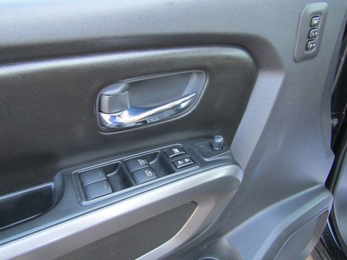 Used 2015 Nissan Titan PRO-4X image 9