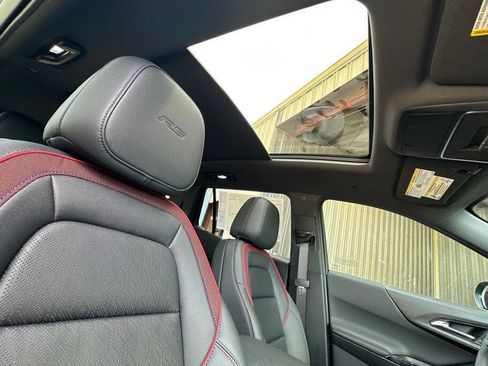 New 2026 Chevrolet Equinox RS image 18