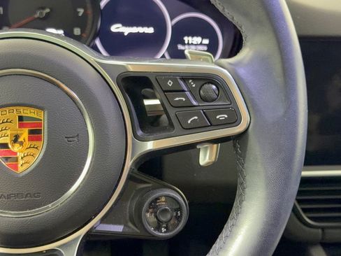 Certified 2023 Porsche Cayenne Coupe AWD/4WD image 19