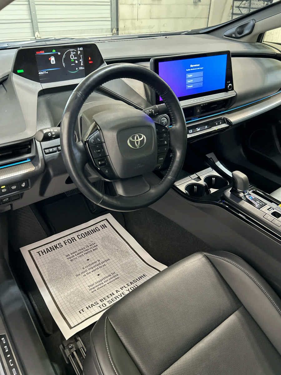 Used 2024 Toyota Prius Limited FWD image 10