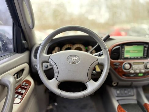 Used 2006 Toyota Sequoia Limited image 16