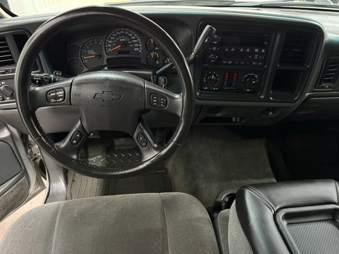 Used 2005 Chevrolet Silverado 1500 LS RWD image 13