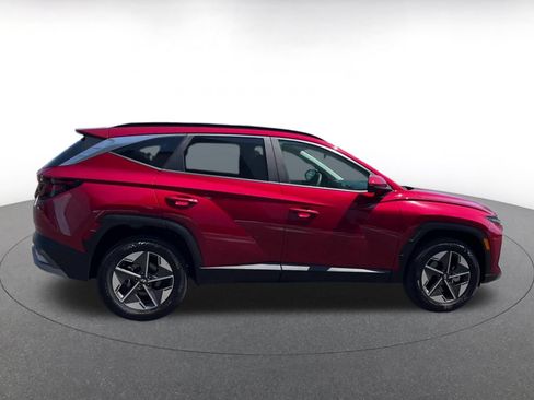 Used 2026 Hyundai Tucson SEL AWD/4WD image 16