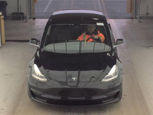 Used 2019 Tesla Model 3 Long Range image 2