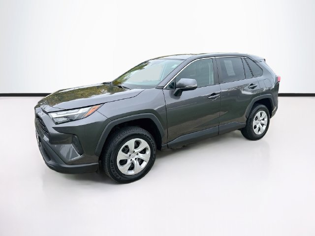 Used 2024 Toyota RAV4 LE AWD/4WD image 3