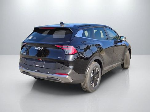 New 2026 Kia Sportage LX image 6