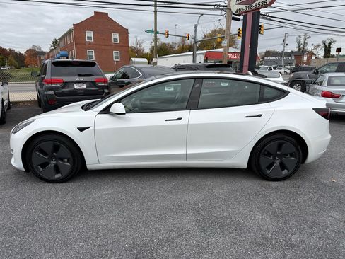 Used 2021 Tesla Model 3 Standard Range Plus image 8