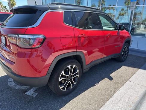 Used 2023 Jeep Compass Limited AWD/4WD image 3