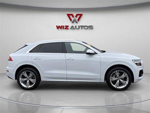 Used 2019 Audi Q8 Premium image 5