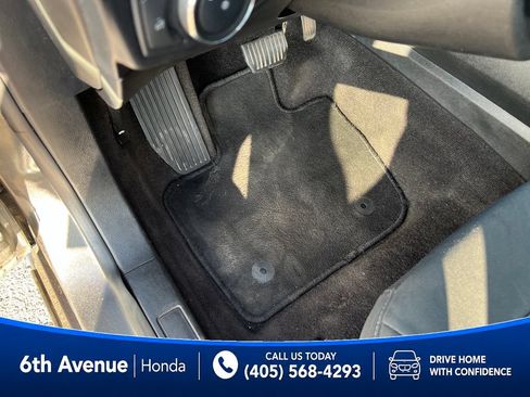 Used 2020 Ford Fusion SE FWD image 25