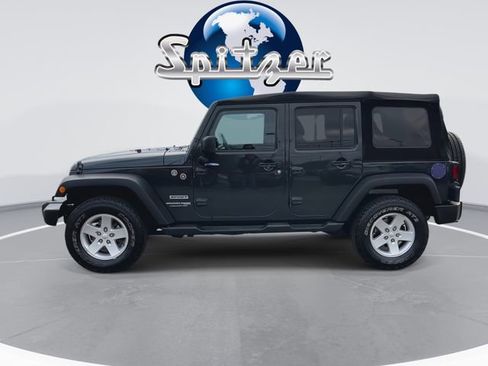 Used 2018 Jeep Wrangler Unlimited Sport S image 6