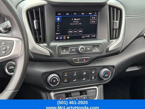 Used 2024 GMC Terrain SLE FWD image 21