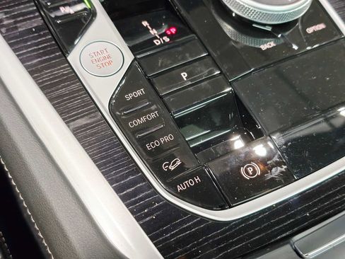 New 2026 BMW X6 xDrive40i image 17