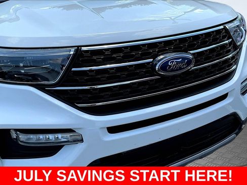 Used 2020 Ford Explorer XLT w/ Equipment Group 202A AWD/4WD image 35