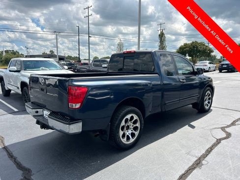 Used 2015 Nissan Titan SV w/ Tow Package RWD image 14