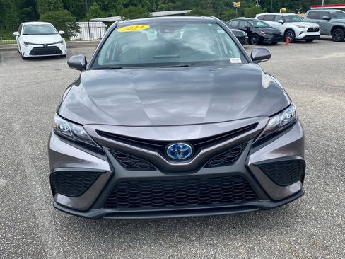 Used 2024 Toyota Camry SE w/ Audio Upgrade Package FWD image 18
