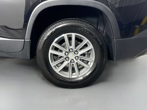 Used 2023 Chevrolet Traverse LT AWD/4WD image 31