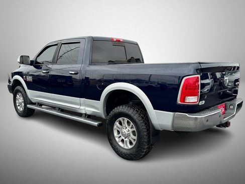Used 2015 RAM 2500 Laramie w/ Convenience Group image 4