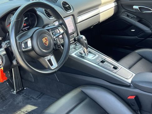 Used 2017 Porsche 718 Boxster S image 4