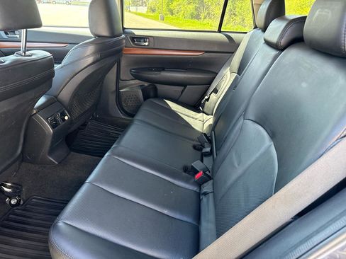 Used 2014 Subaru Outback 2.5i Limited AWD/4WD image 21