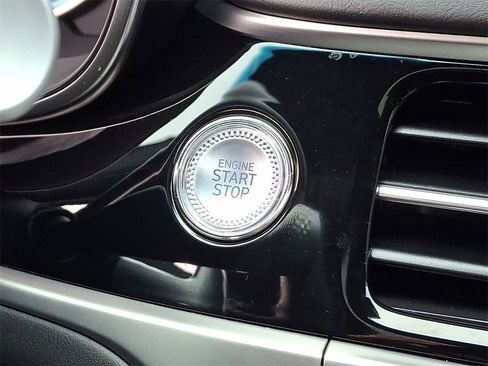 Used 2024 Genesis G70 3.3T Advanced image 24