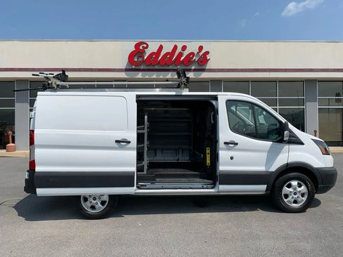 Used 2018 Ford Transit 250 130 Low Roof image 23
